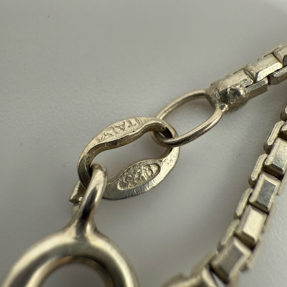 Vintage Italy 925 Sterling Silver Hummingbird & Flower Cutout Pendant Necklace - Picture 4 of 4